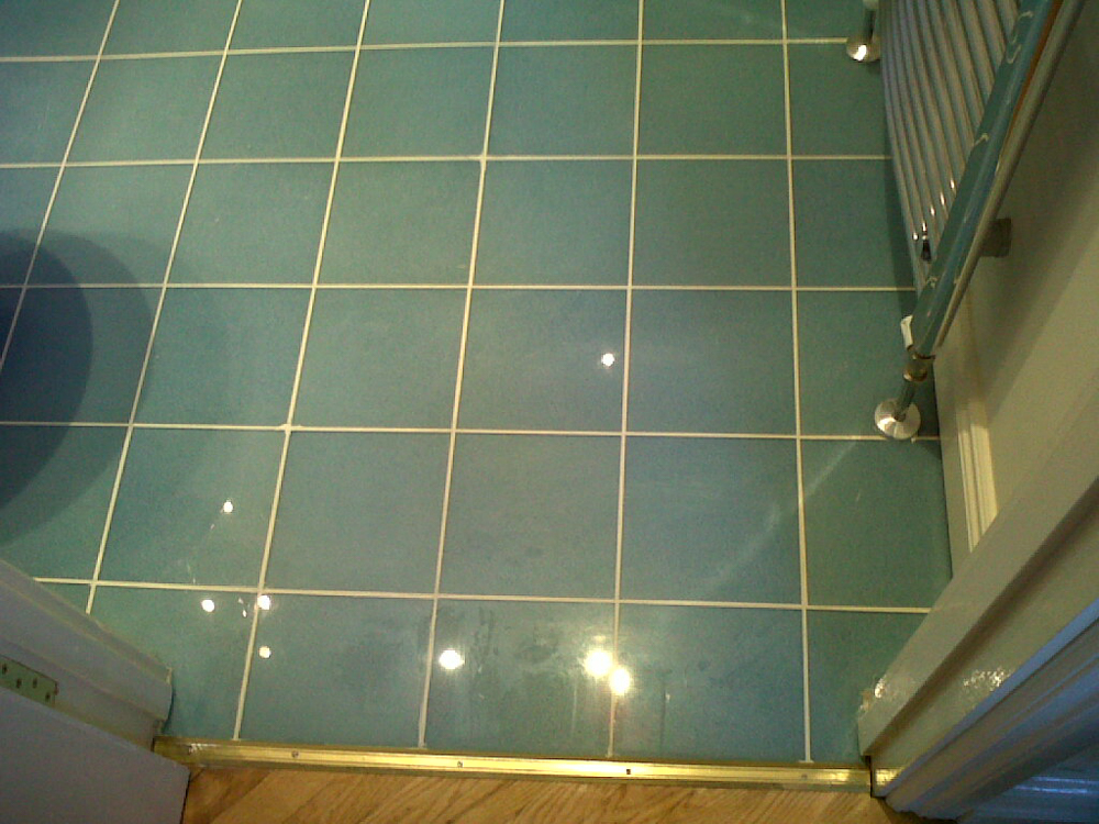 Porcelain Tile Grout Cleaning Ireland, How To Clean Ceramic Floor Tiles After Grouting
